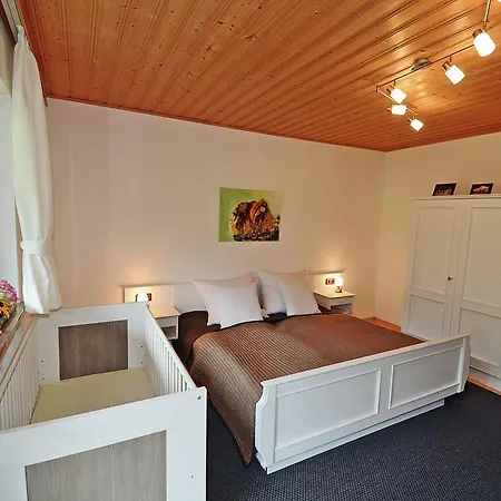 Villa Holiday 1 *